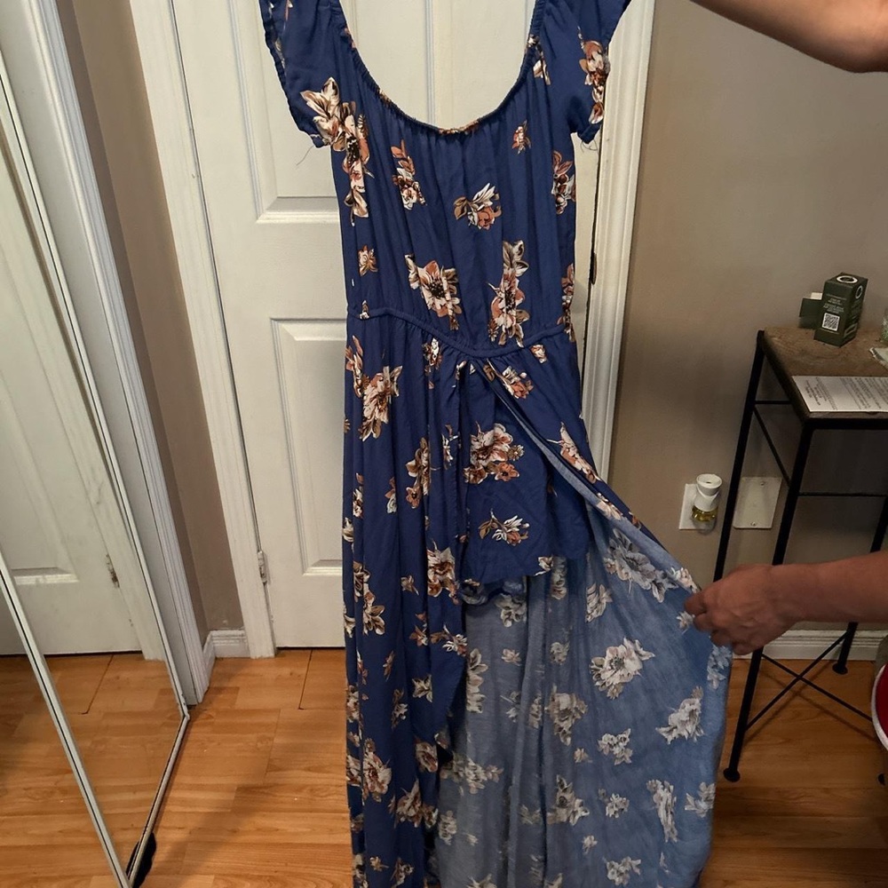 💙summery blue romper with flower designs